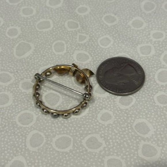 KREMENTZ Gold Circle Wreath Rhinestone - VTG BROOCH - Picture 6 of 7